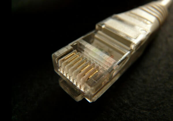 Breitband-Anschlusskabel