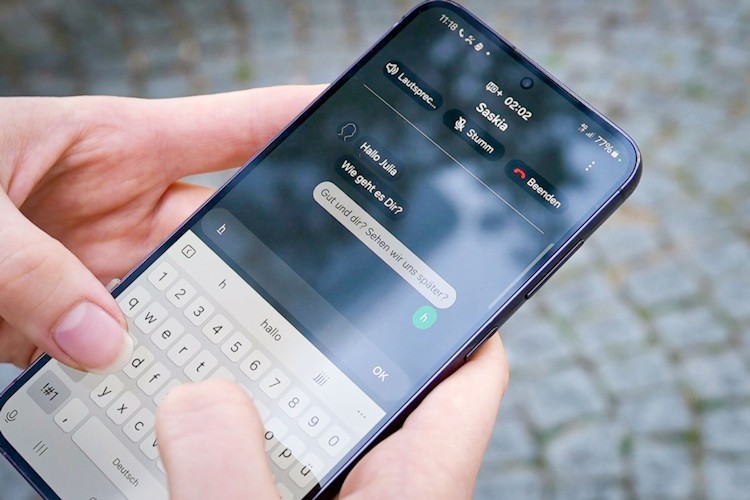 Echtzeit-Chat während des Telefonats mit Real-Time-Text (RTT)
